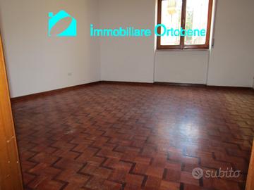 Quadrilocale centralissimo