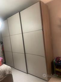 ARMADIO, CASSETTIERA E COMODINI