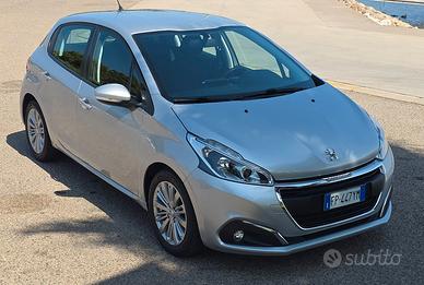 Peugeot 208 1.6 Bluehdi 75 cv 2018 Uniproprietaria