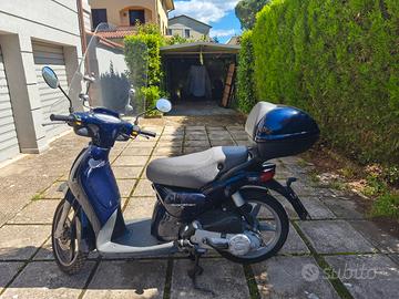 scooter scarabeo
