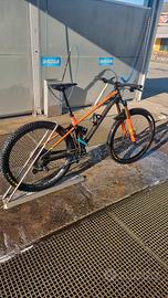 Mondraker foxy rr carbon full kashima