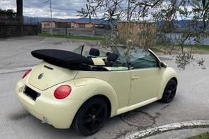 Volkswagen new beetle cabriolet