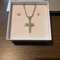 Collana cubana con pendente a croce diamantato