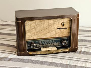 RADIO VINTAGE GRUNDIG 2035 ANNI '50 FUNZIONANTE