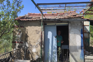 Piccolo rustico e terreno agricolo Toro