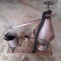 Alambicco portatile a serpentino su legno