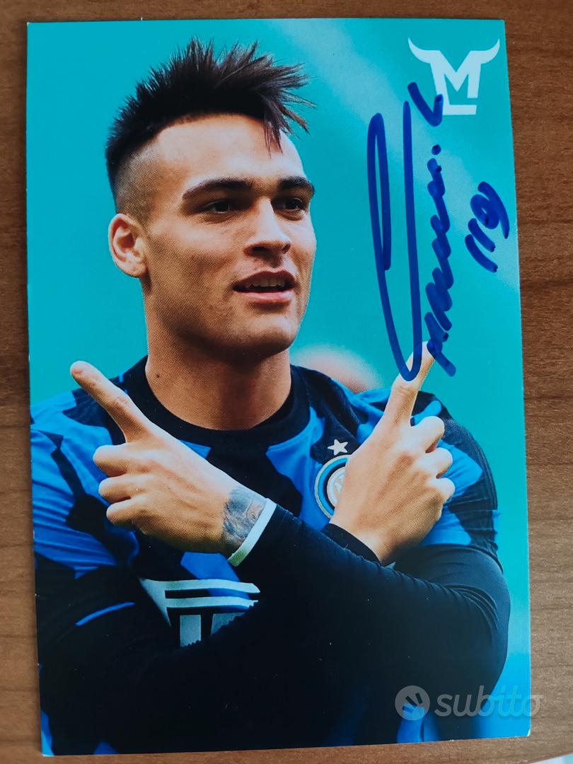Foto Autografata Lautaro Martinez Con Firma Prestampata #22 - Stampa 25,4x20,3 Cm Su Supporto Montato