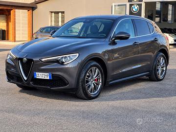 Alfa Romeo Stelvio 2.2 Turbodiesel 160 CV AT8 RWD 