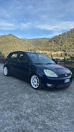 Ford Fiesta 2004