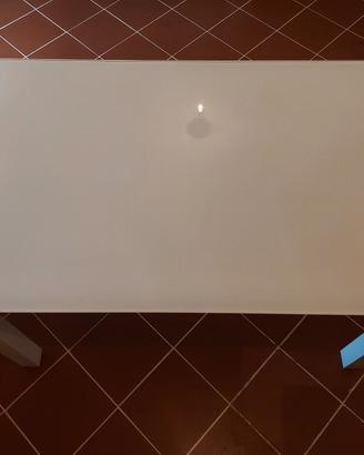Tavolo bianco con vetro opaco 6-12 posti