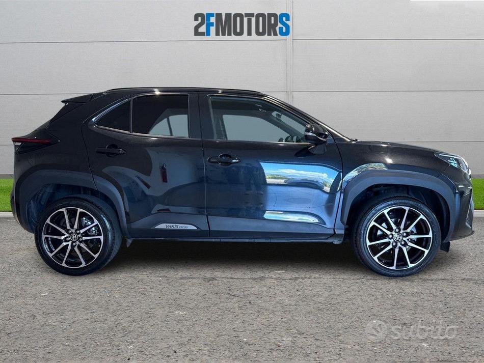 Toyota Yaris Cross 2024 photo 3