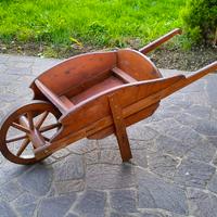 carriola in legno