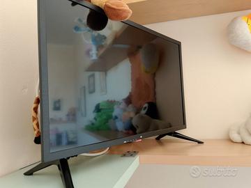 SMART TV 24 POLLICI MARCA OK