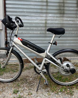 Bici ellettrica assistita mercedes-benz