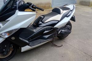 t max 500 anno 2011 permuta LEGGI