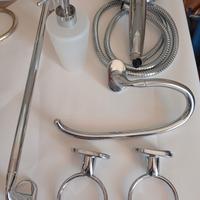 Accessori varie per il bagno 