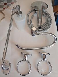 Accessori varie per il bagno 