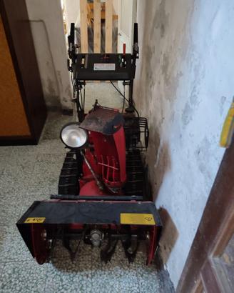 SPAZZANEVE HONDA HS760