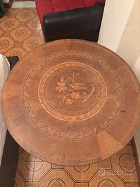 Tavolino antico in legno