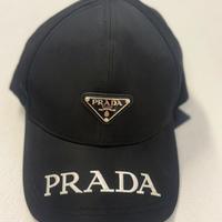 Cappellino prada