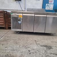 Bancone frigo / Tavolo refrigerato professionale