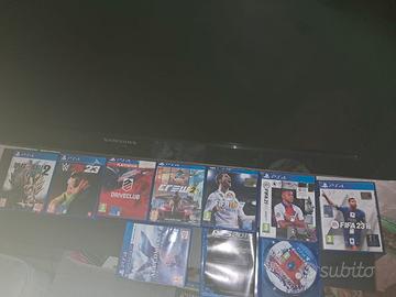 /volante con i pedali e giochi Ps4