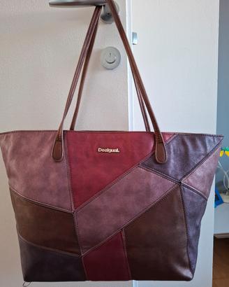 Borsa Desigual patchwork in tonalità di viola