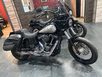 2017 STREET BOB 103