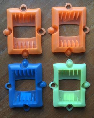 Porta Cd da tavolo in plastica colorati