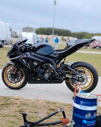 Suzuki gsxr 750 k6 k7 pronto pista 