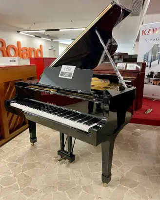 PIANOFORTE MEZZA CODA YAMAHA MOD. C3 NERO LUCIDO