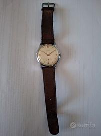 Orologio vintage Universal Genève