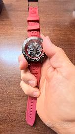 Orologio rosso