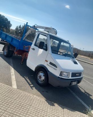 Iveco daily  ribaltabile  con gru