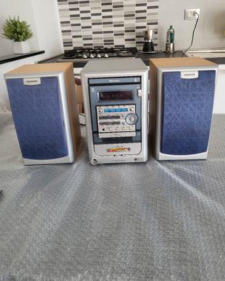 Mini Hi-Fi Aiwa con CD, lettore cassette, no radio