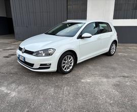 Volkswagen Golf 1.6 TDI. Neopatentati. Garanzia