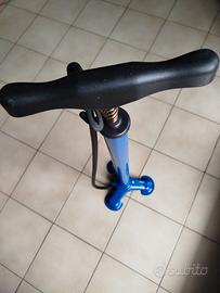Pompa bicicletta/auto in ferro 35x630mm (NUOVA)