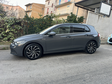 Golf 8