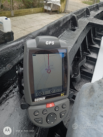 Barca costruita da falegname artigiano