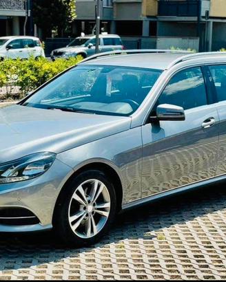 MERCEDES CLASSE E 300 DIESEL BLUTEC HYBRID