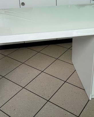 Scrivania Ikea con cassetti NUOVISSIMA