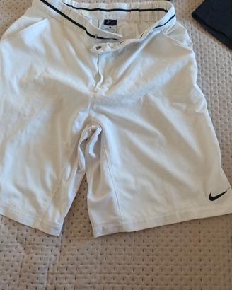 pantaloncini nike