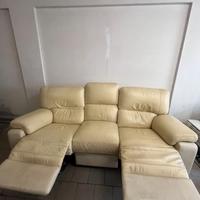 Divano tre posti