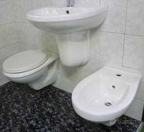 SERIE da 3 pezzi SANITARI SOSPESI NUOVI