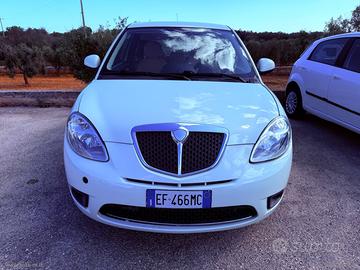 LANCIA Ypsilon 1.2 69 CV Platinum