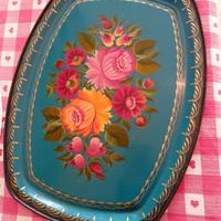 Vassoio russo in metallo