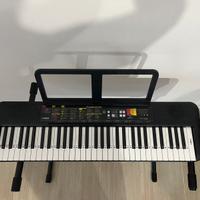 Tastiera Yamaha più supporto più cuffie