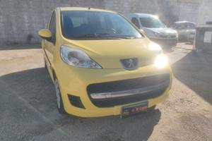 Peugeot 107 1.0 68CV 5p. Plaisir