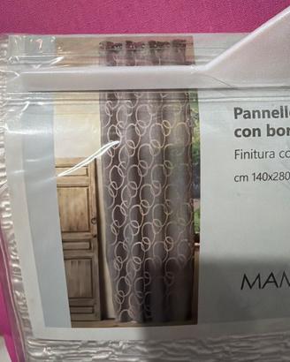 Pannello tenda con borchie