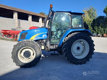 Trattore usato New Holland 5050 DT